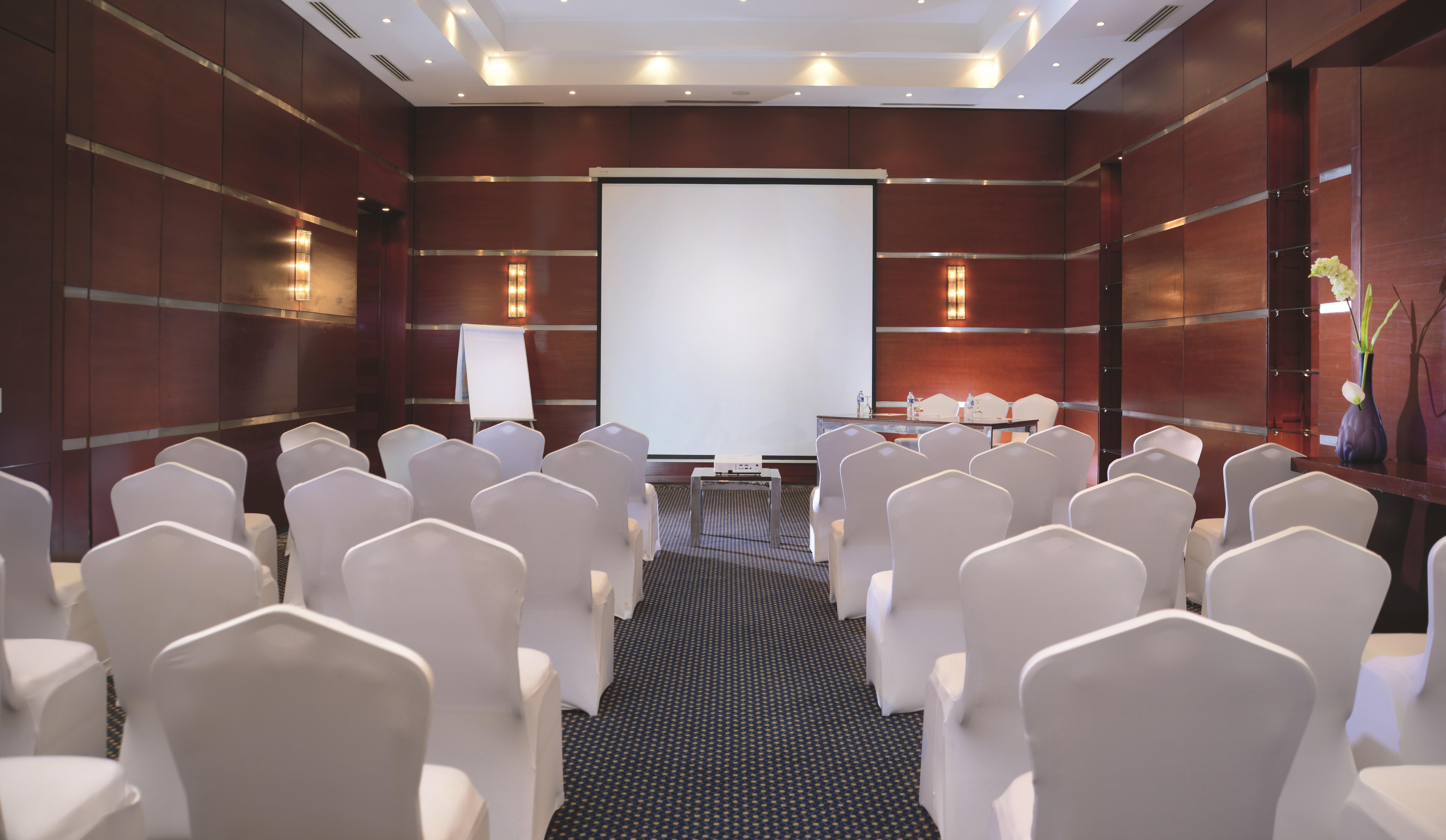 モーベンピック リゾート エル ソフナ アインソフナ エクステリア 写真 Meeting room