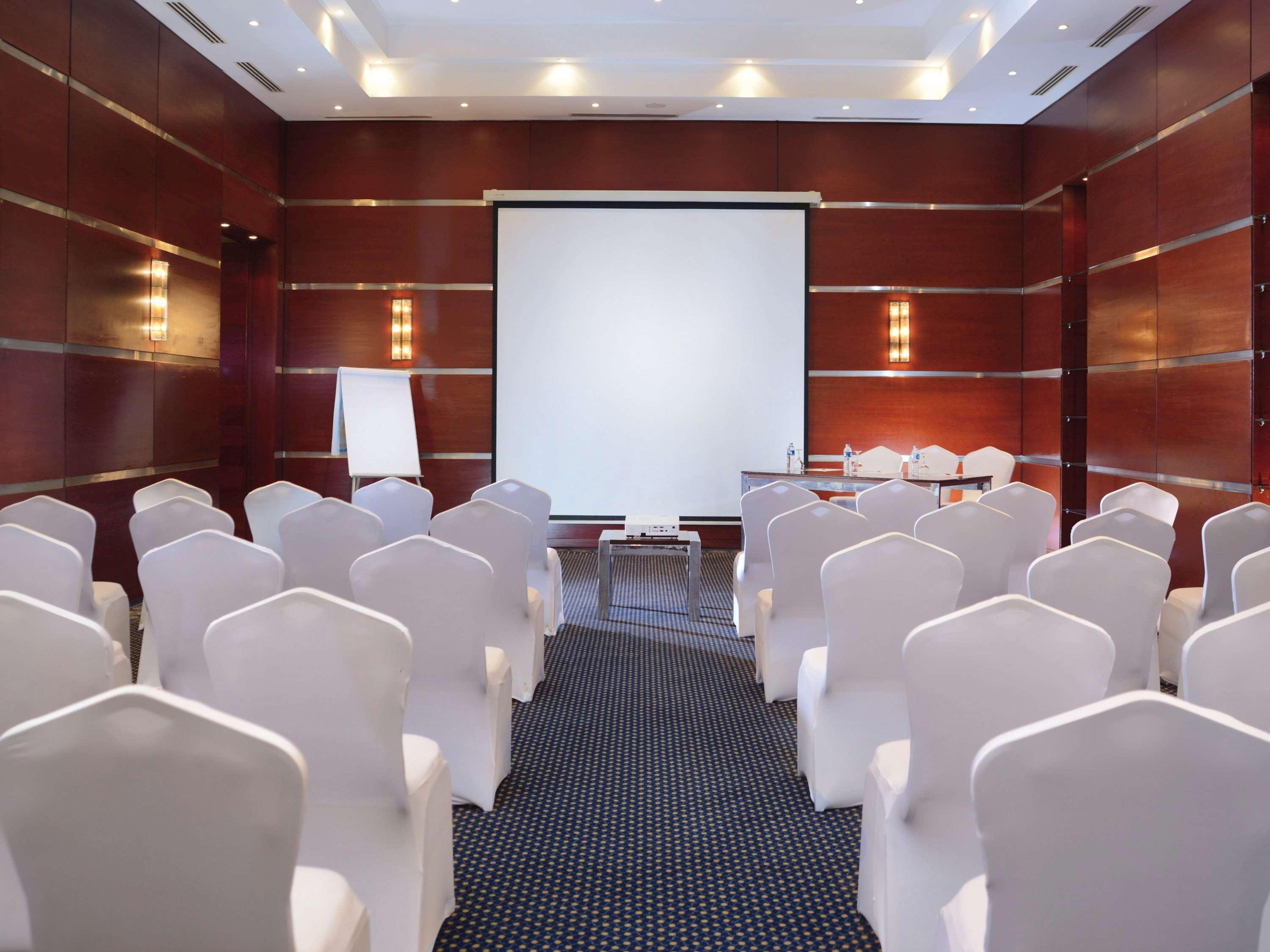 モーベンピック リゾート エル ソフナ アインソフナ エクステリア 写真 Meeting room